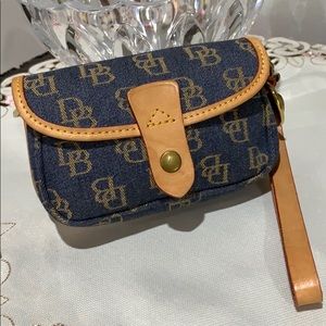 Dooney and Bourke classic denim wristlet